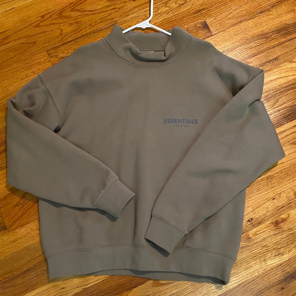 ‼️FOG ESSENTIALS MOCK NECK‼️